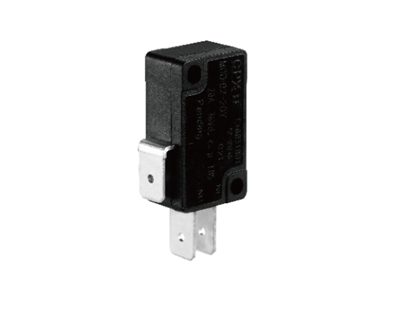 MCS 02 DC ON/OFF switches